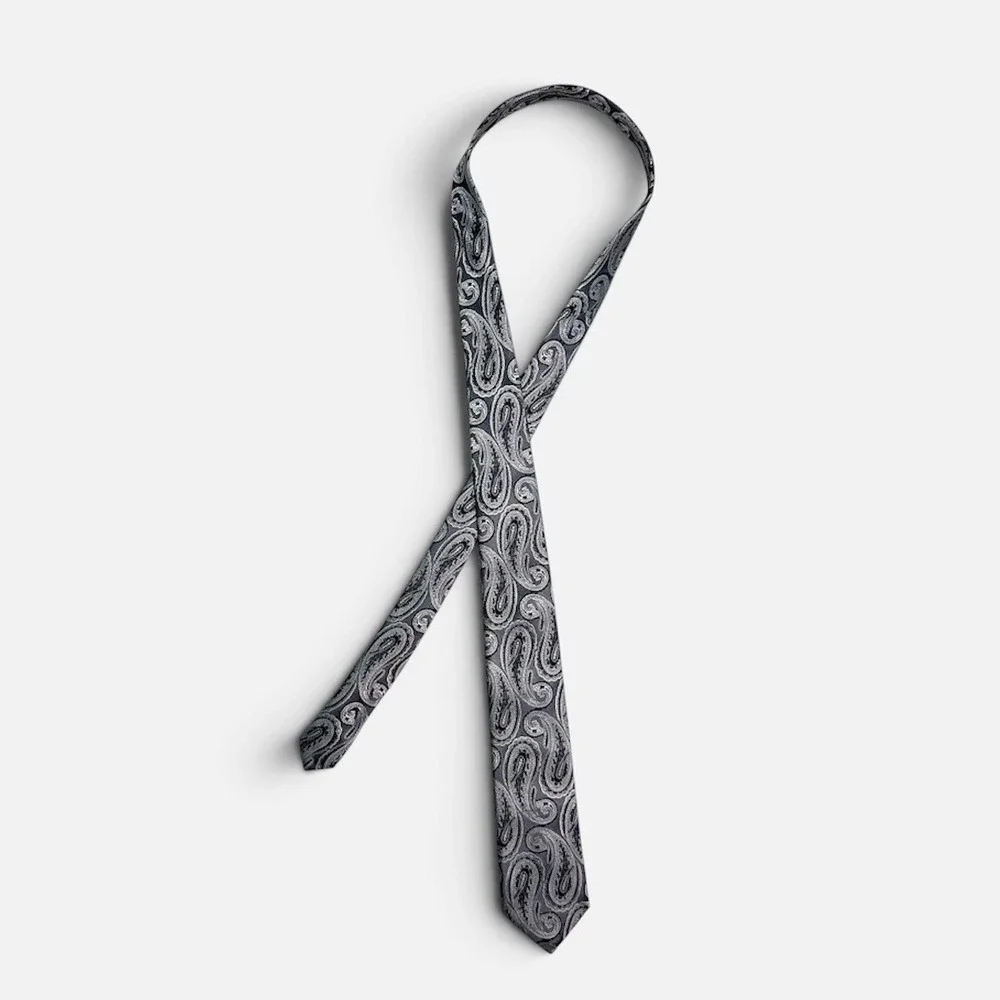 Hugo Boss Mens Silk Tie Gray Silver Paisley Italy Formal Business Necktie